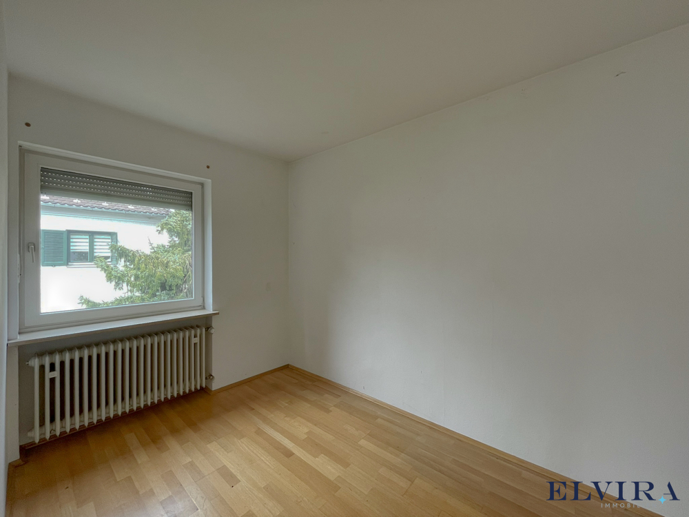 Schlafzimmer (5) im 1.Obergeschoss