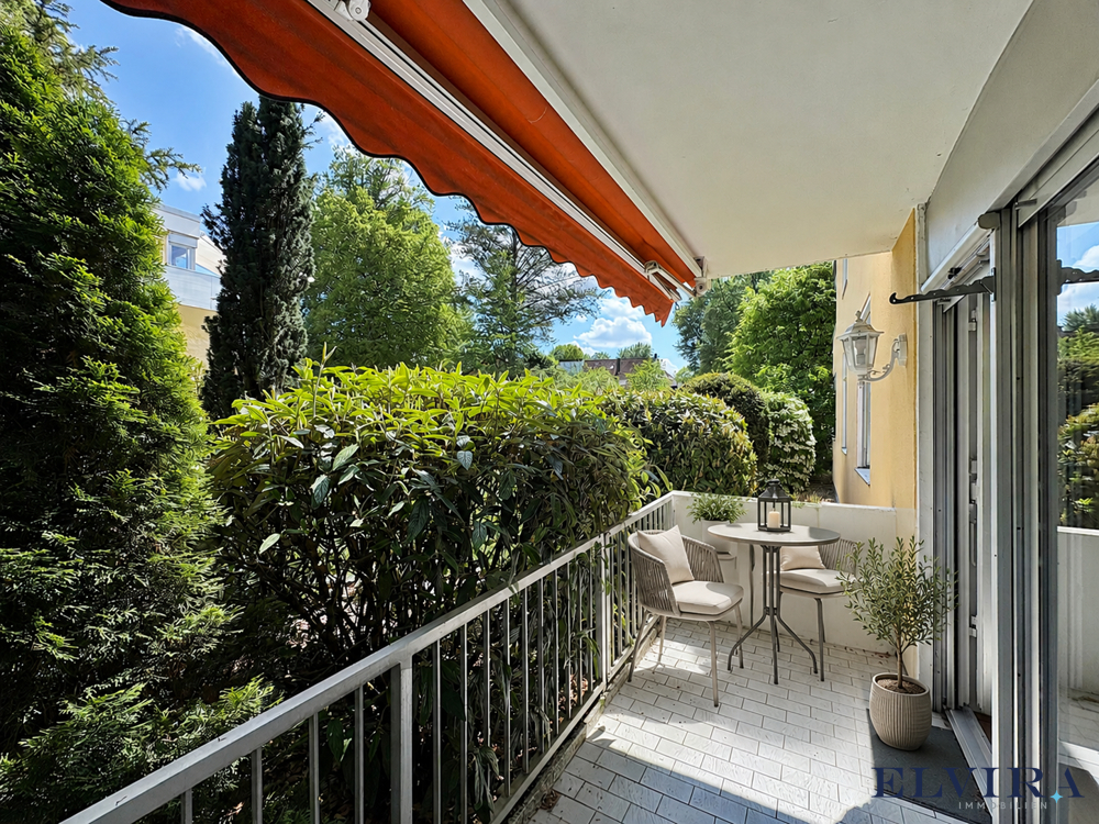 sonniger Balkon