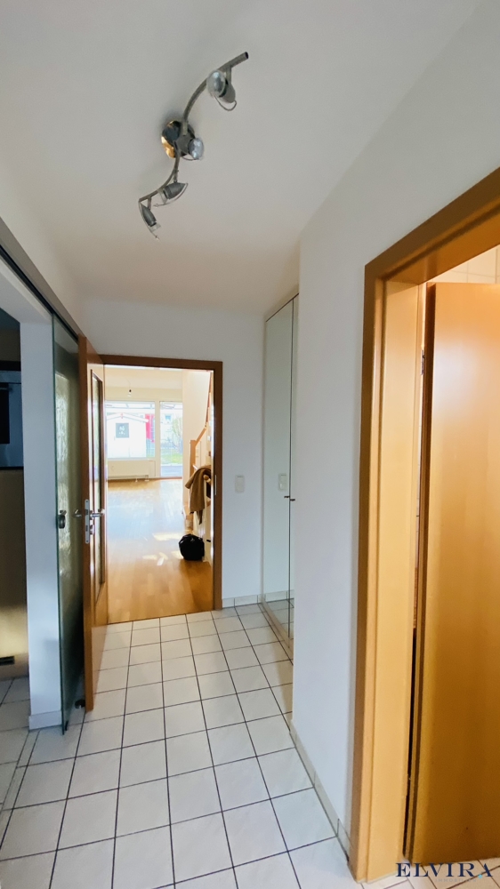 ELVIRA - Moosach, großzügige Maisonette-Wohnung mit Balkon und Wintergarten — photo 2